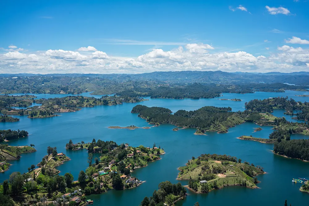 invertir inmuebles colombia